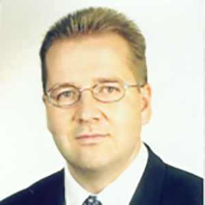 Dipl.-Betriebswirt J�rg Lenzmann